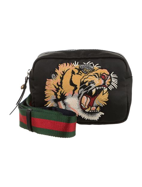 cartera gucci tigre|gucci tiger clothing.